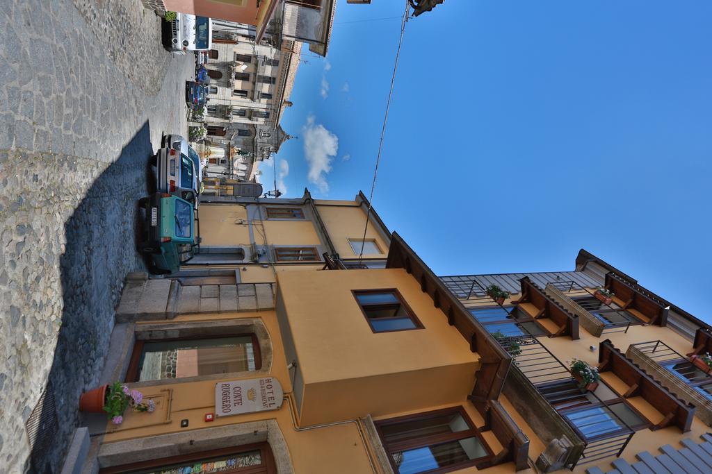 Hotel Conte Ruggero Serra San Bruno Buitenkant foto