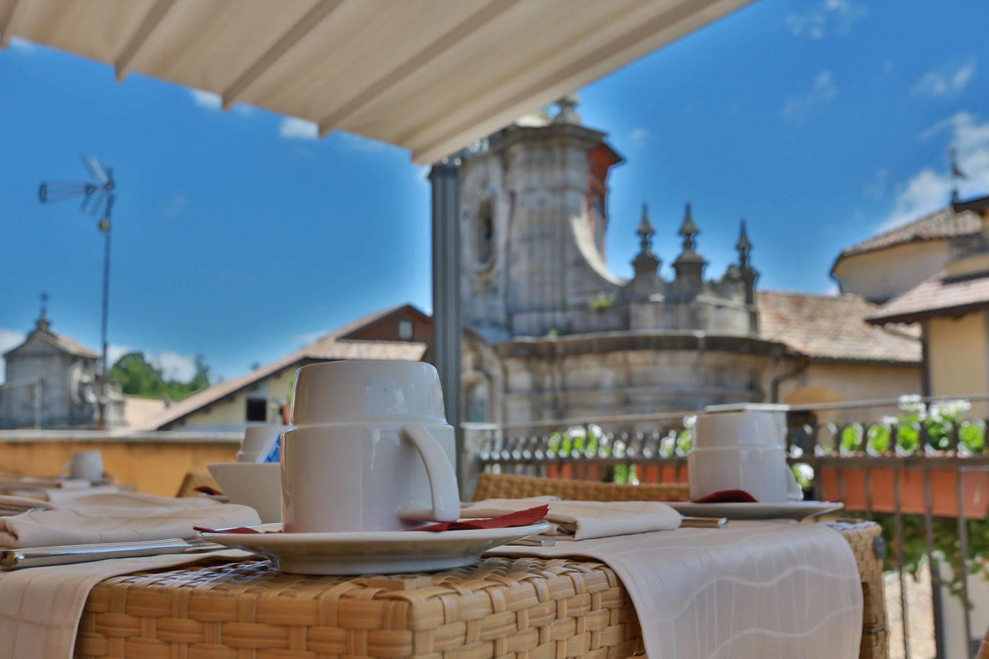 Hotel Conte Ruggero Serra San Bruno Buitenkant foto