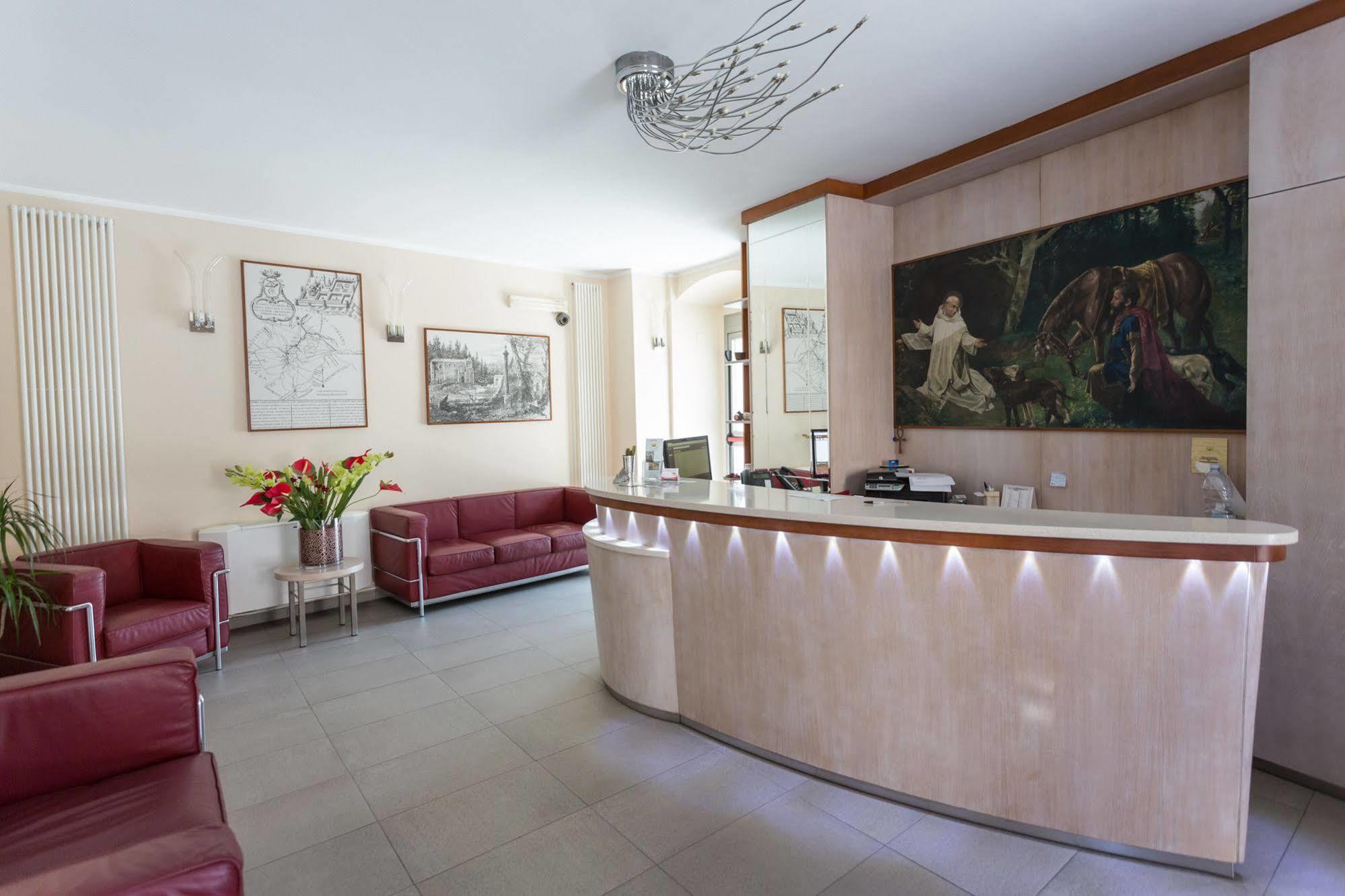 Hotel Conte Ruggero Serra San Bruno Buitenkant foto