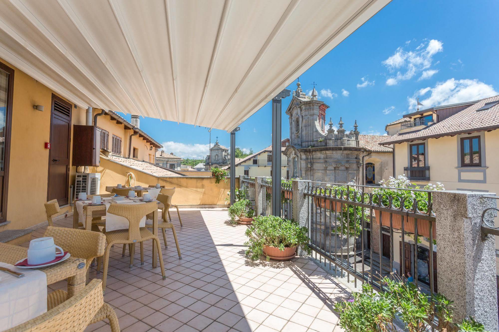 Hotel Conte Ruggero Serra San Bruno Buitenkant foto